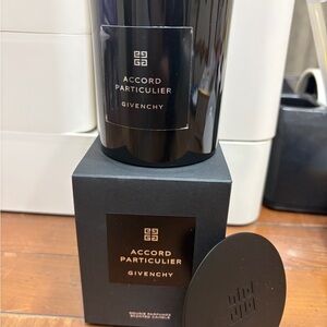 Givenchy Accord Particulier Candle